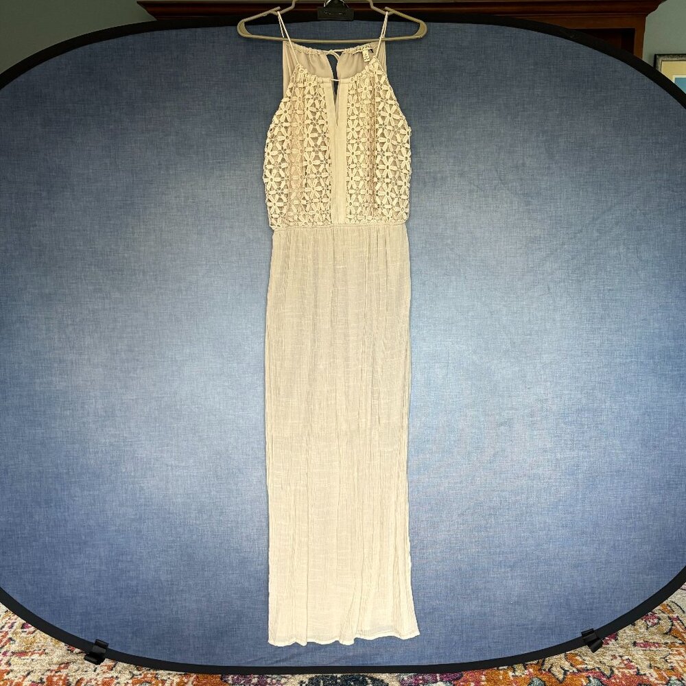 👗 Cloth & People Cream Floral Lace Maxi Dress